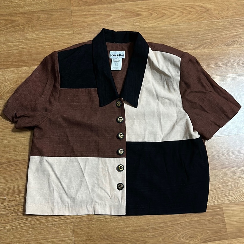 Perceptions by Irene B Woman’s short jacket/top